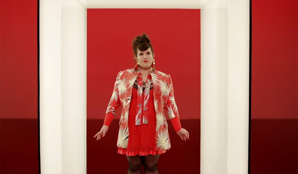 Israel: Netta Barzilai stormer til tops hos bookmakerne med “Toy”