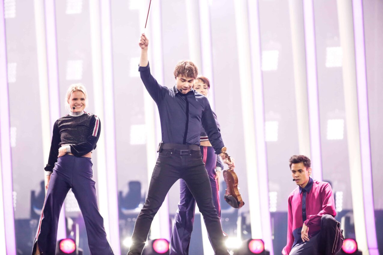 Rybak surges past Cyprus to take the lead with the bookies