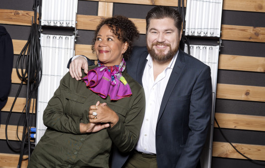 Her er værterne i Dansk Melodi Grand Prix 2020