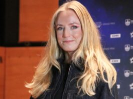 Maria Mathea deltager i Melodi Grand Prix 2025 - Foto fra præsentationen i DR.