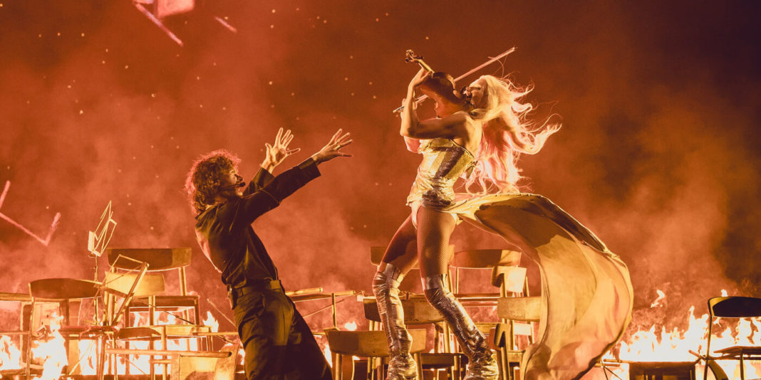 Flammekasteren skød rekordhøjt: Finland sender Linda & Pete til Eurovision